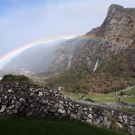Casas Da Cascata Villa Lajes das Flores Buitenkant foto